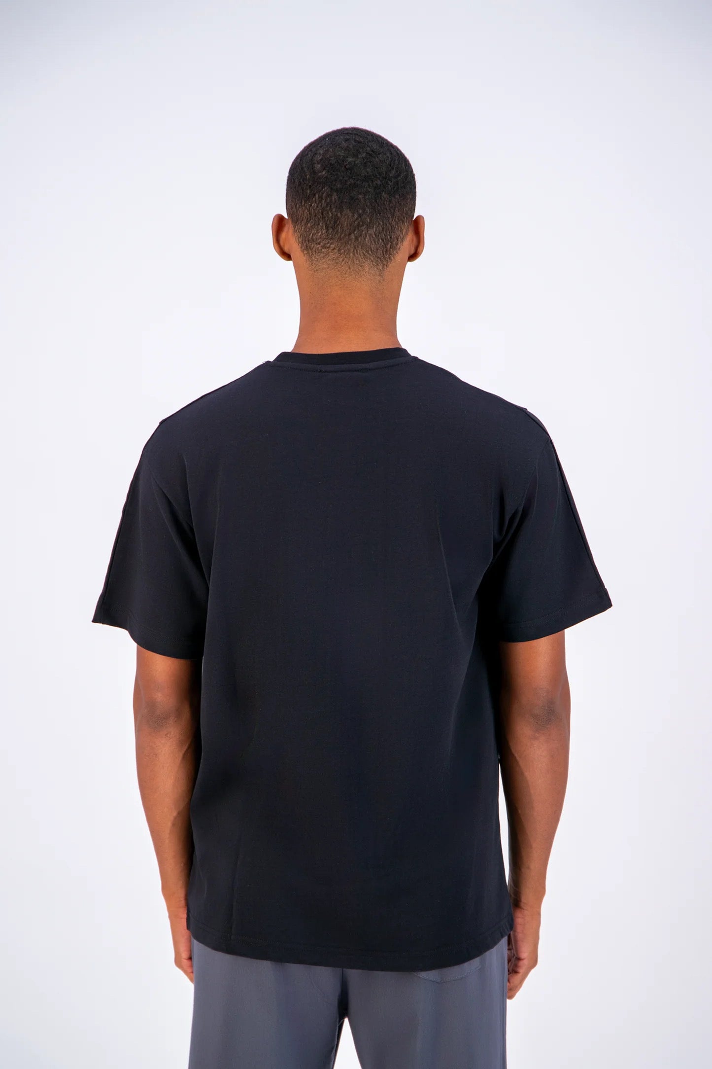 T-shirt LOVE Noir - Coeur brodé Bleu
