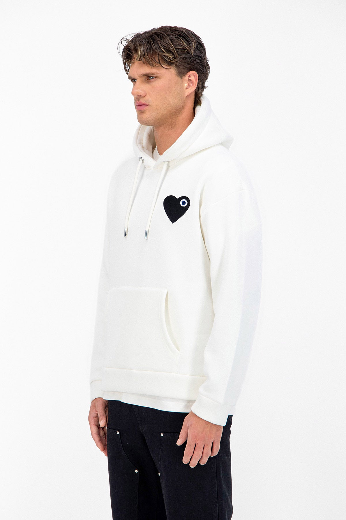 Sweat LOVE Blanc - Coeur brodé Noir