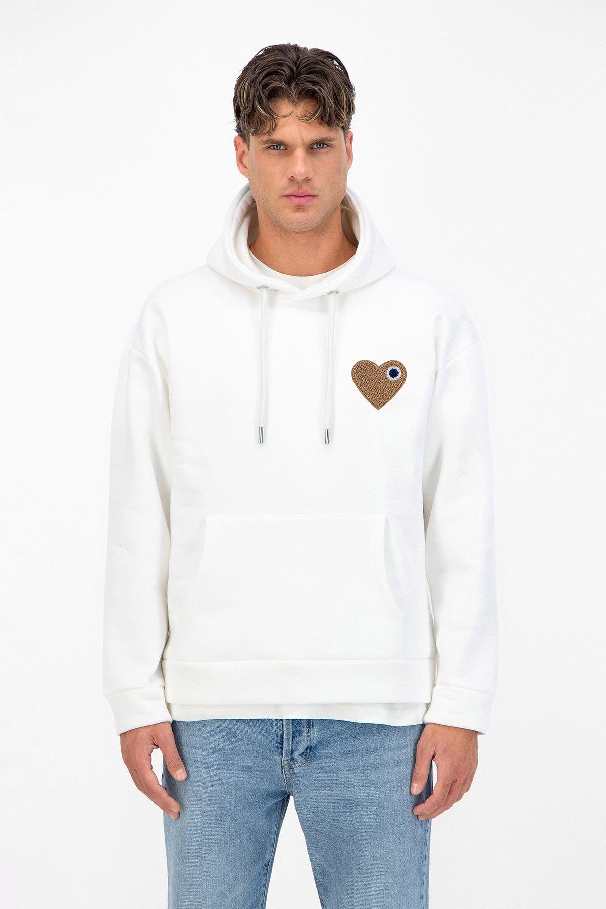 Sweat LOVE Blanc - Coeur brodé Beige