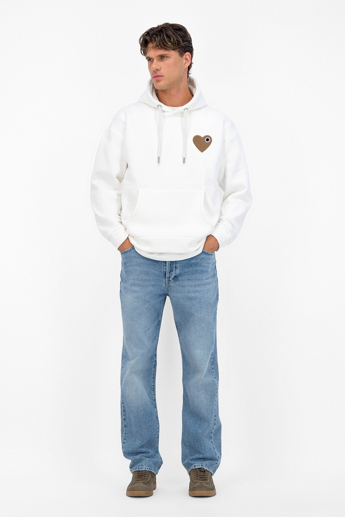 Sweat LOVE Blanc - Coeur brodé Beige