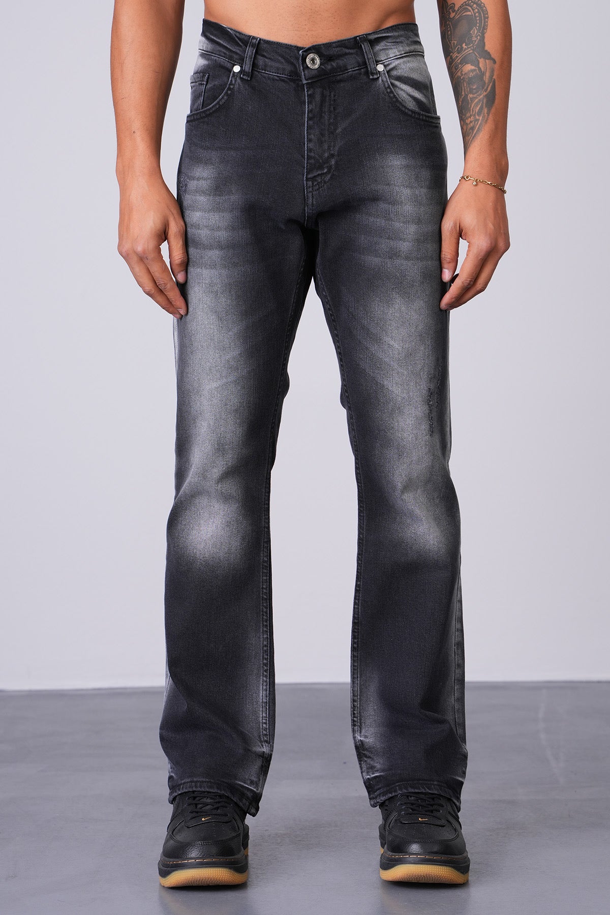 Jean Houston – Travis Scott Edition – Denim Destroyed Noir Straight