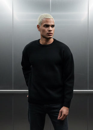 Pull Saint Tropez Noir : Coupe Droite & Style Uni