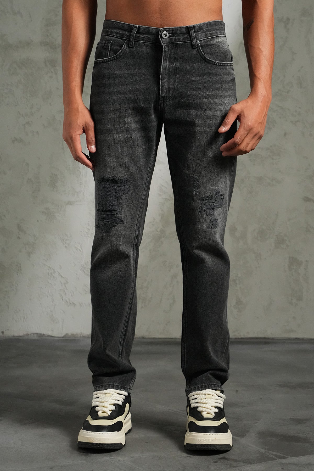 Jeans Orlando Noir : Coupe Droite & Denim Urbain