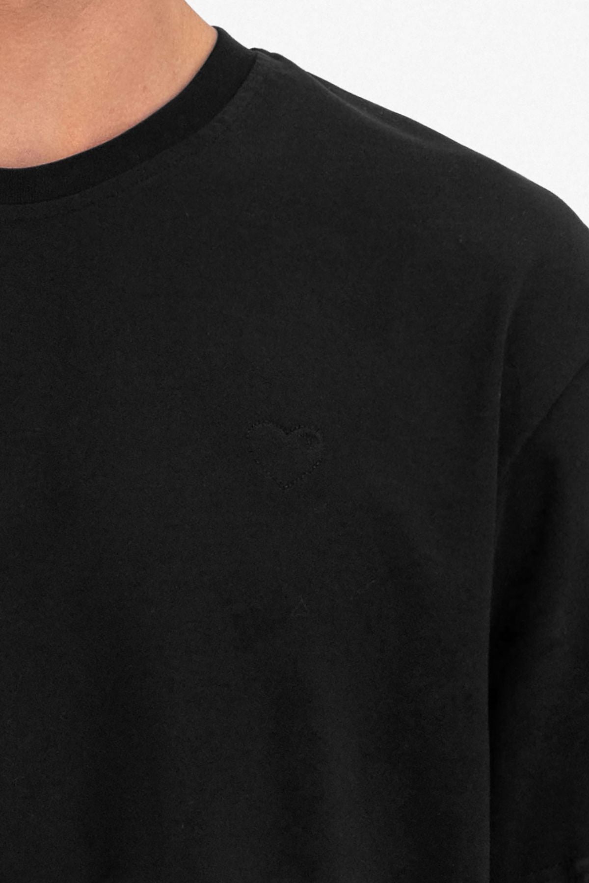 T-shirt LOVE Full Noir : Coupe oversize