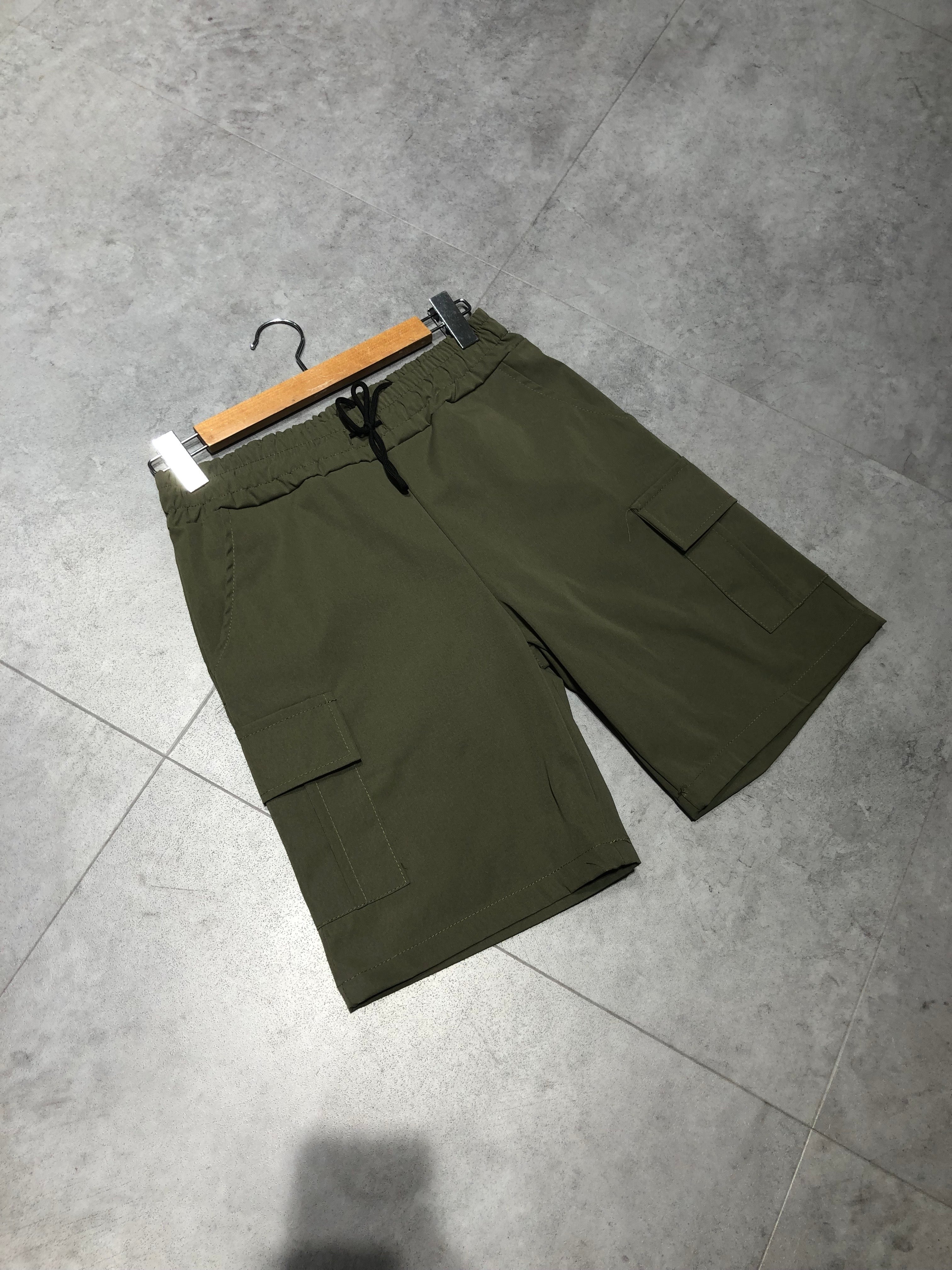 Short Moscou Kaki – Silence, Réseau & Style