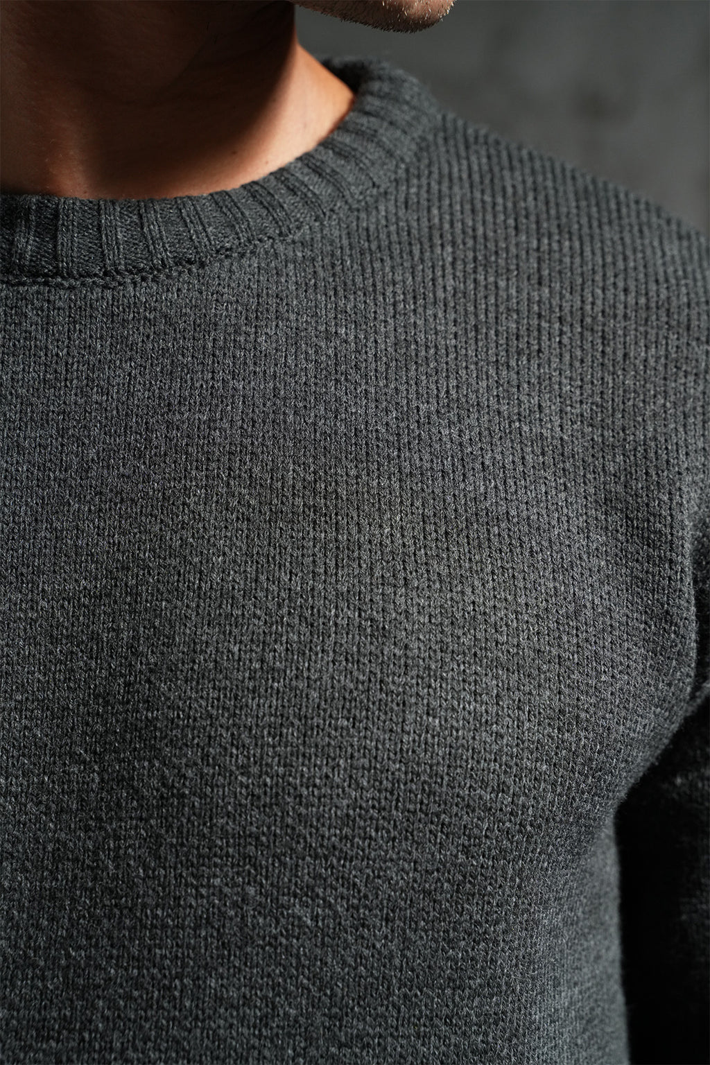 Pull Saint Tropez Gris : Coupe Droite & Style Uni