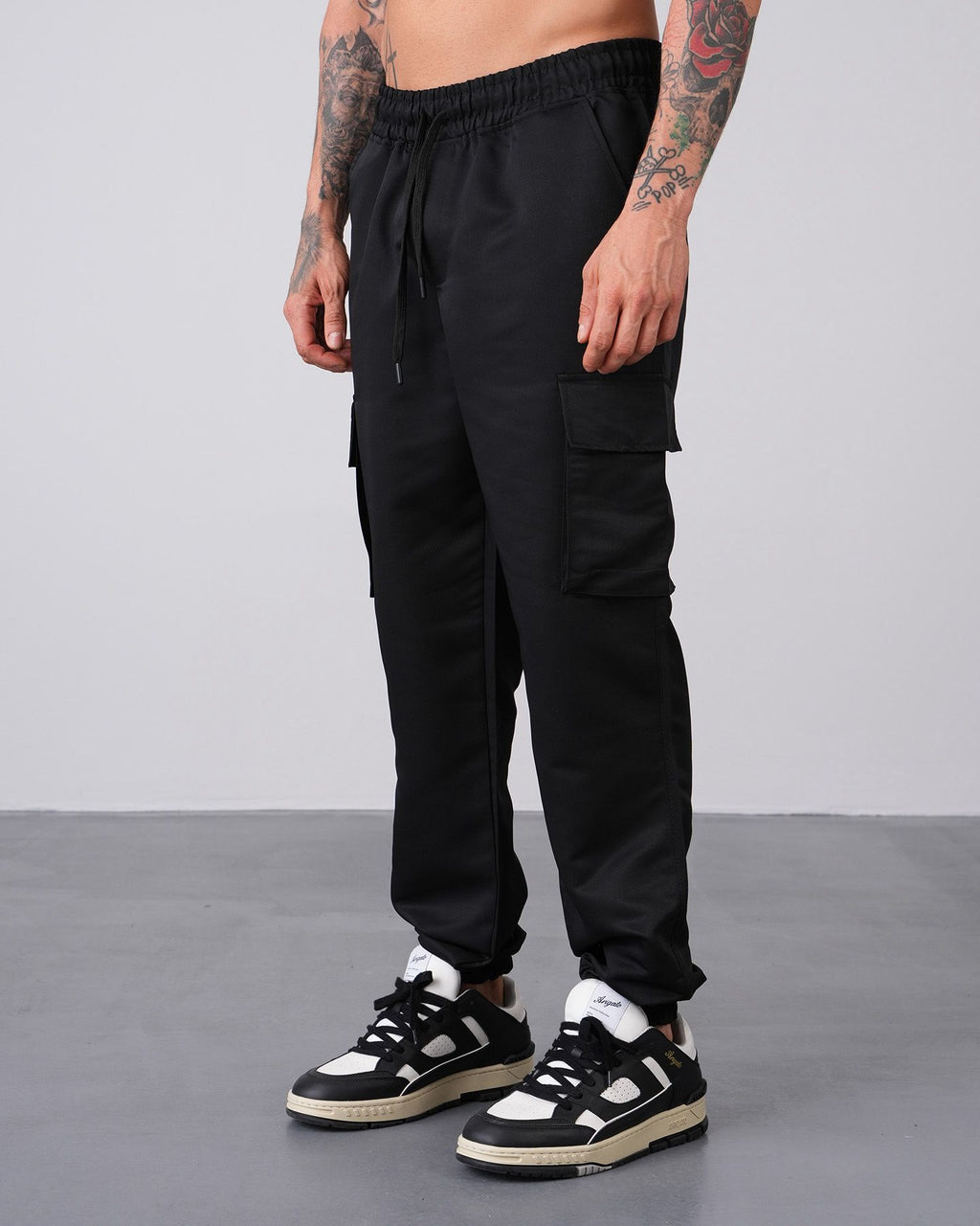 Cargo Marbella Noir : Zip caliente & Codes de l’Ombre