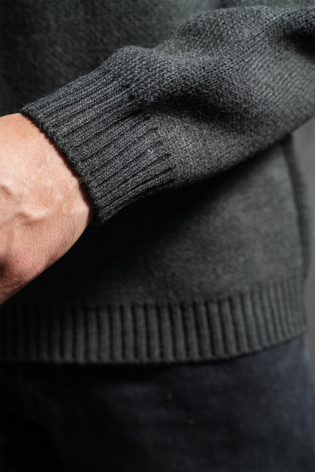 Pull Saint Tropez Gris : Coupe Droite & Style Uni