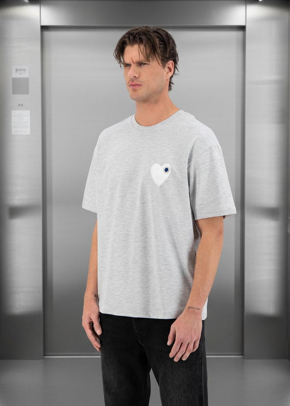 T-shirt LOVE Gris clair: Coupe oversize & Coeur blanc