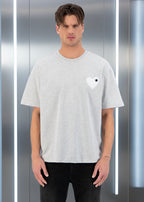 T-shirt LOVE Gris clair: Coupe oversize & Coeur blanc