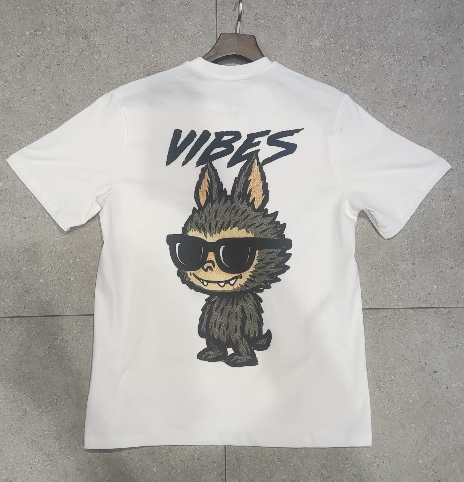 T-shirt Labubu Blanc – Style mode et virale