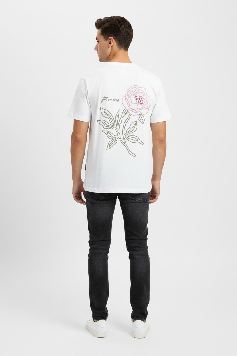 T-shirt Flowers Blanc : Coupe Oversize & Style Minimaliste