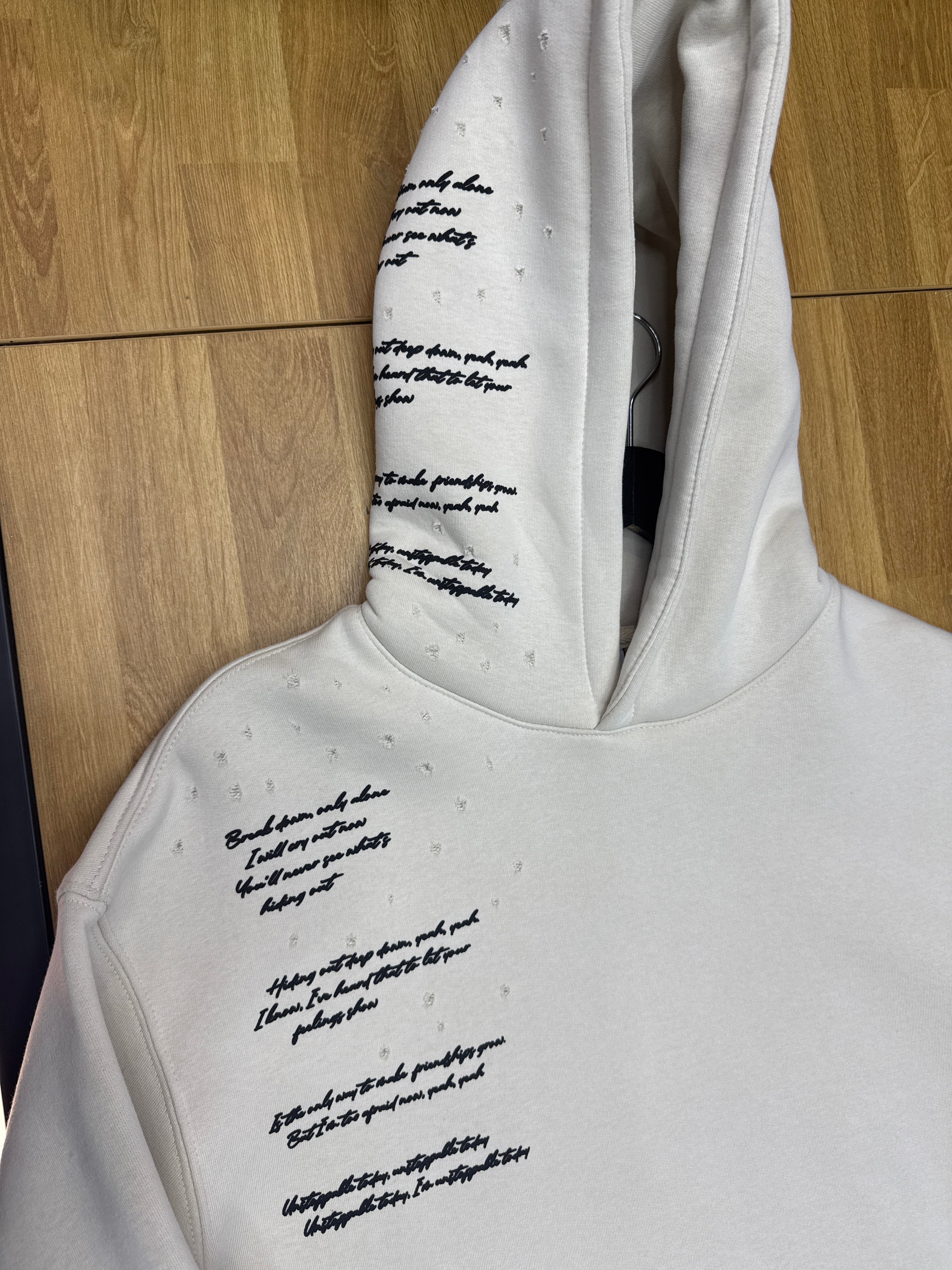 Sweat Script Beige - Hoodie Style et Motif lettres