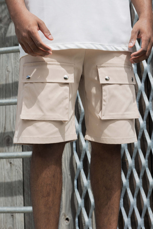 Short Tokyo Beige – Précision de la Rue & Codes de l’Ombre