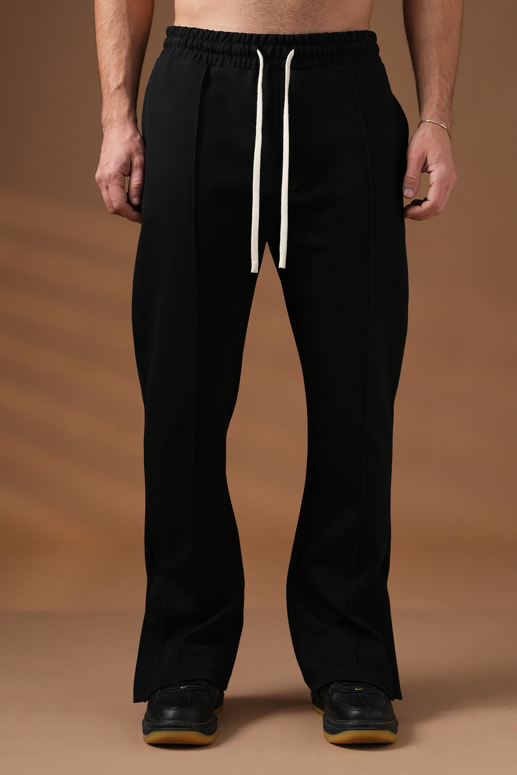 Pantalon Amsterdam Noir : Coupe droite & Zip tendance