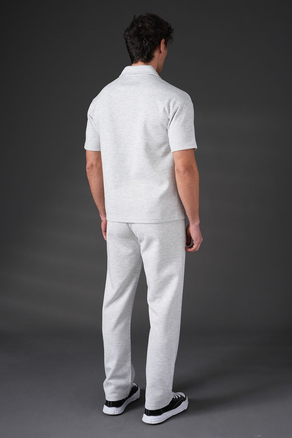 Ensemble Di Caprio Gris : Chill & Urbain