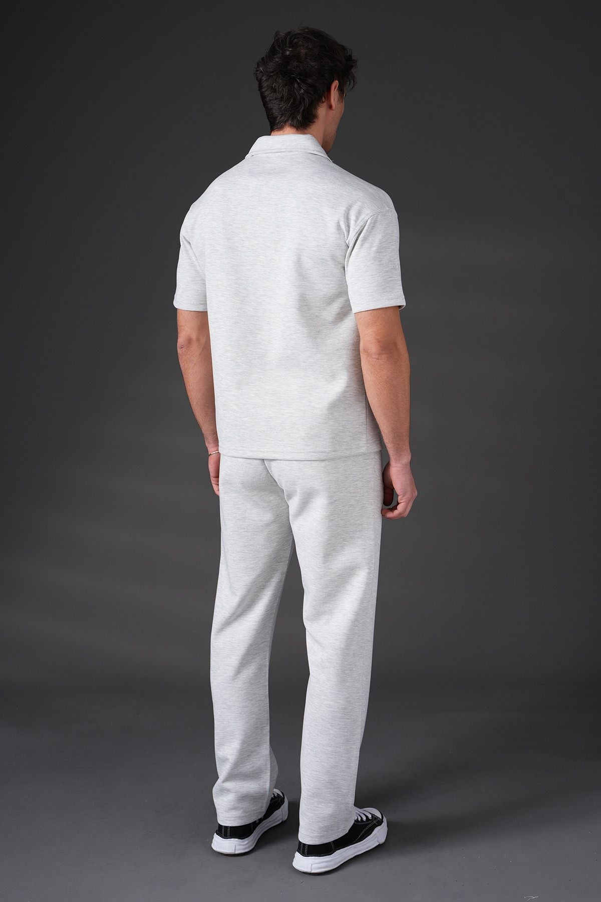 Ensemble Di Caprio Gris : Chill & Urbain
