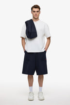 Short Love Bleu Marine & Rouge : Style Oversize : La Signature de l’amour discret