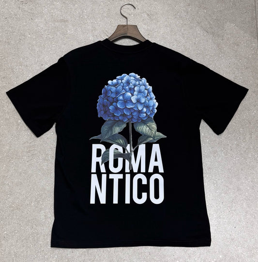 T-shirt Jardin Romantico Fleur Noir – Style Urbain et Minimaliste
