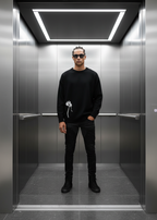 Pull Cannes Noir : Coupe droite  & Code Fleur