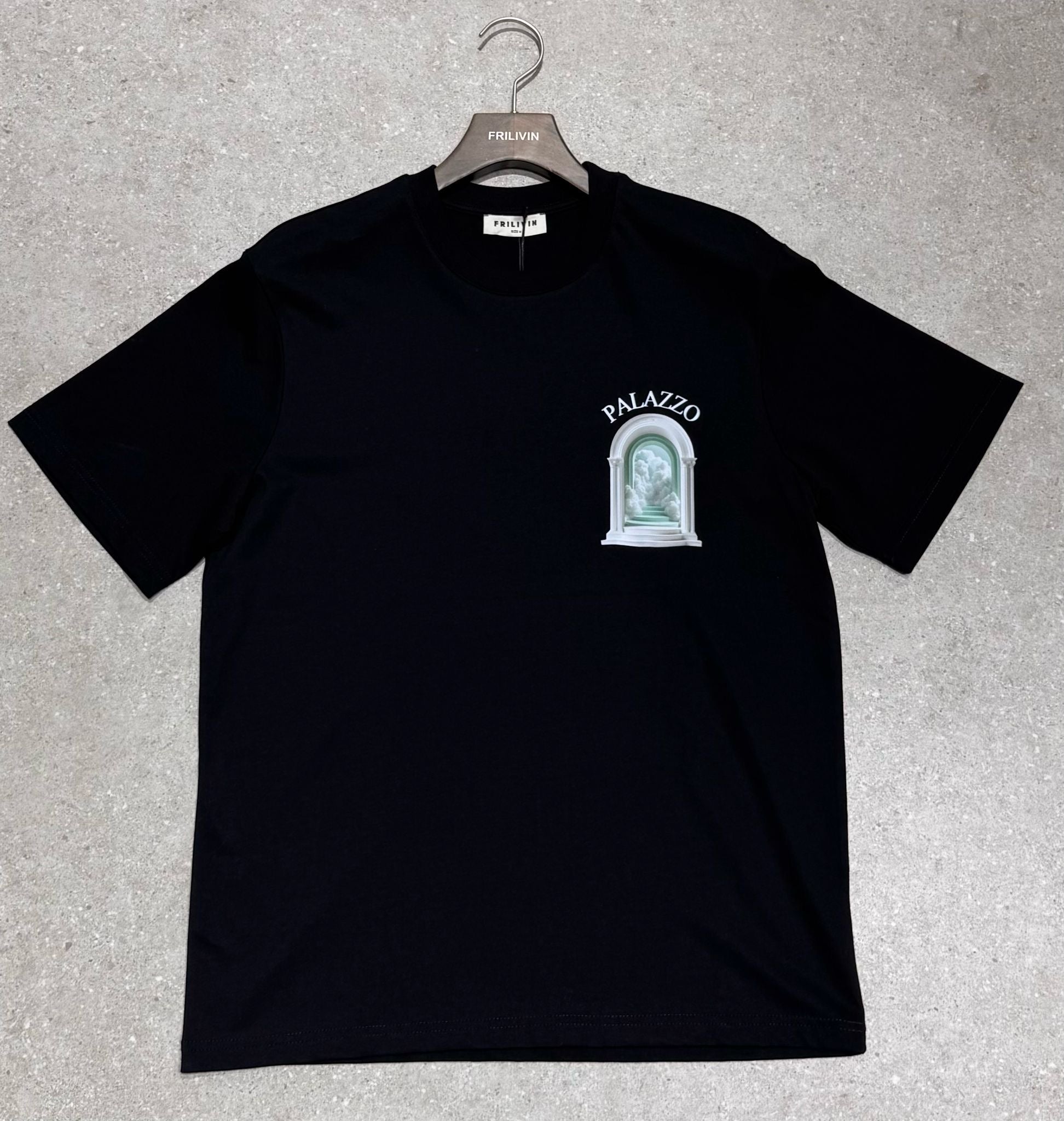 T-shirt Palazzo Noir – Style Urbain et Minimaliste