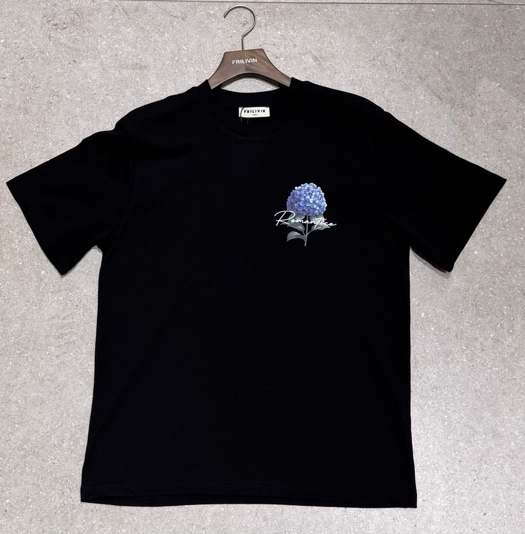 T-shirt Jardin Romantico Fleur Noir – Style Urbain et Minimaliste