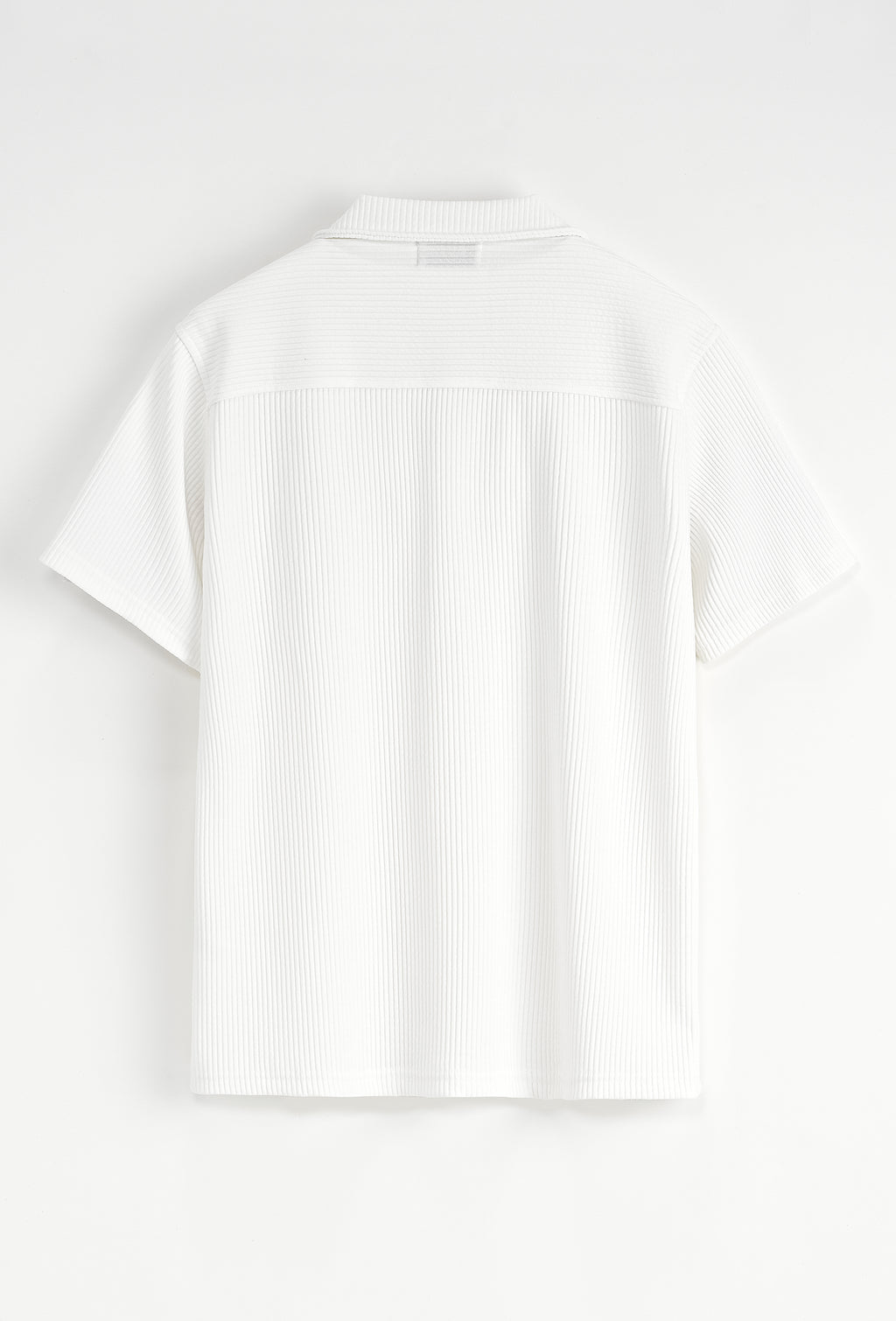 Ensemble Abagnale Blanc – Le faux calme du gentleman