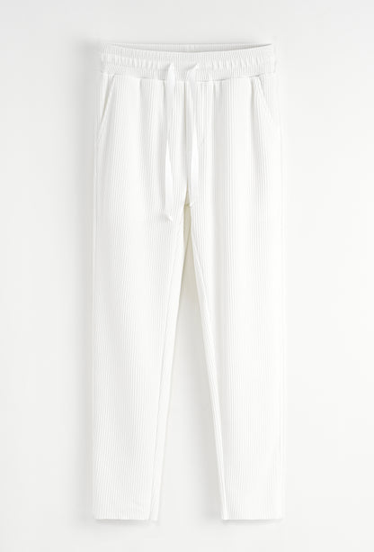 Ensemble Pantalon Frank Abagnale Blanc – Le faux calme du gentleman