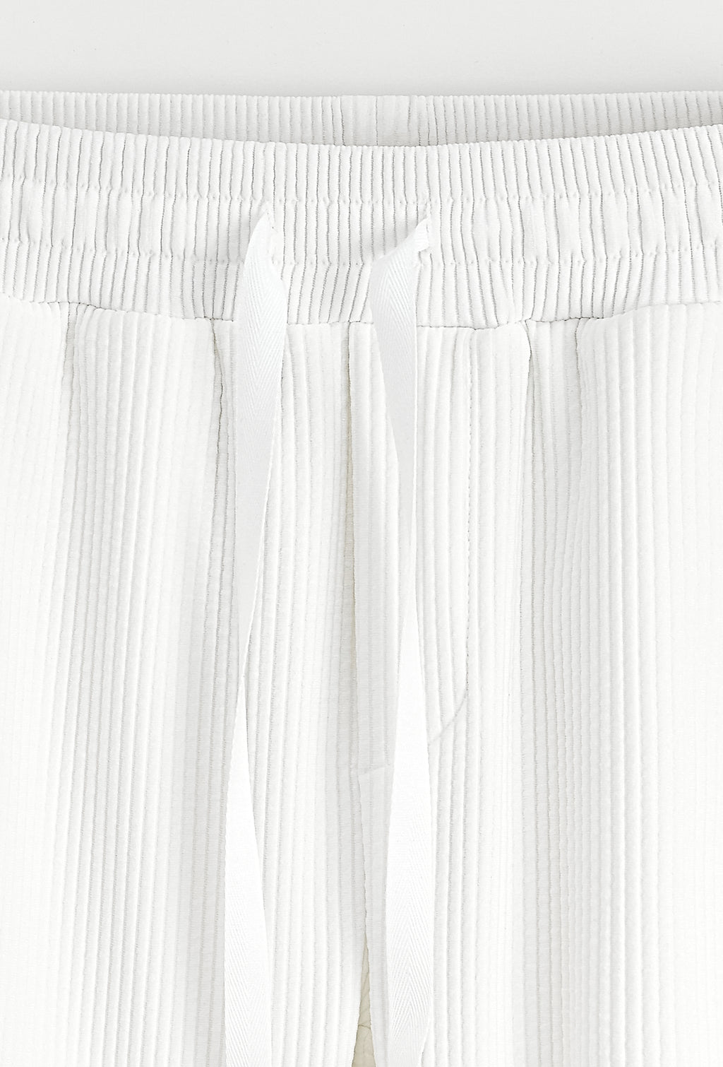 Ensemble Abagnale Blanc – Le faux calme du gentleman