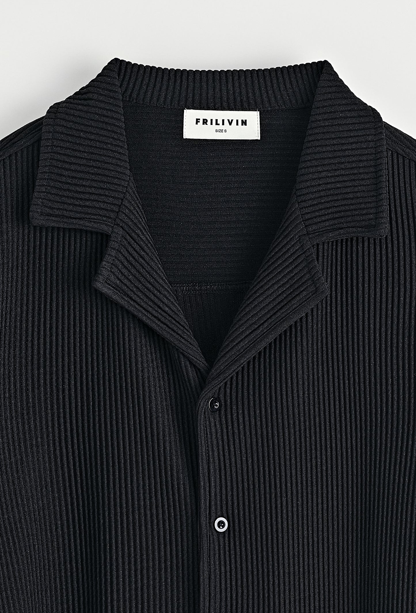 Ensemble Pantalon Frank Abagnale Noir – Le faux calme du gentleman