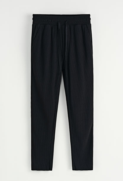 Ensemble Pantalon Frank Abagnale Noir – Le faux calme du gentleman