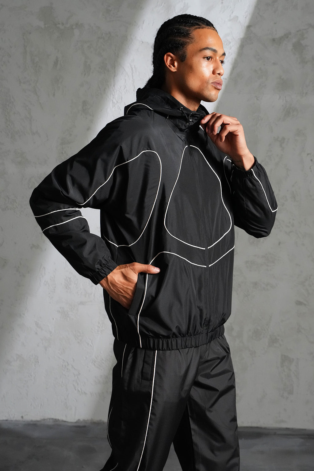 Ensemble Jogging Manchester Style Noir : Oversize black & White Line