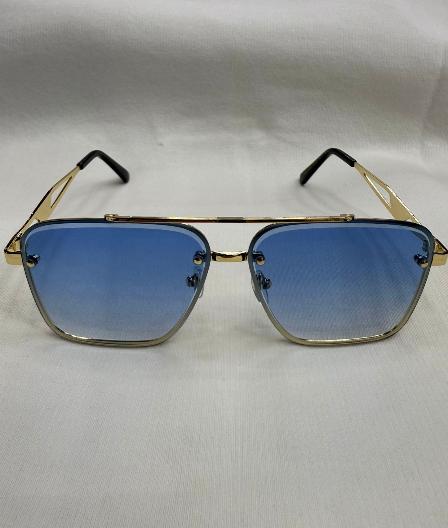 Lunettes L2B monture bleues