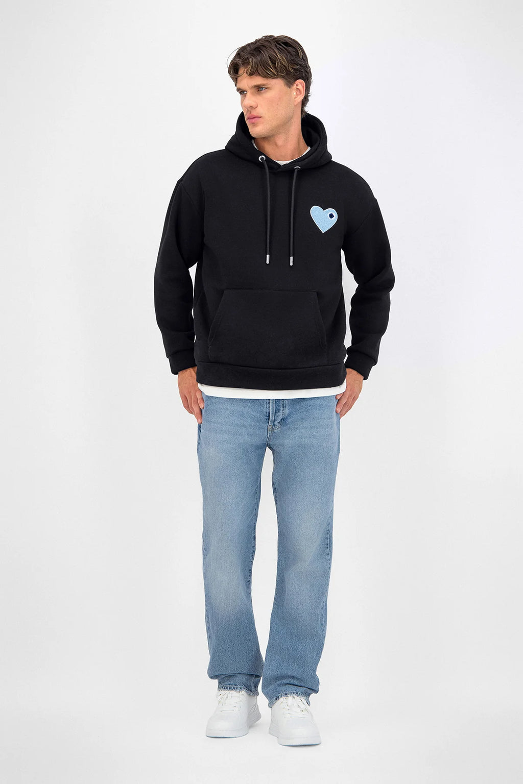 Sweat LOVE Noir - Coeur brodé Bleu