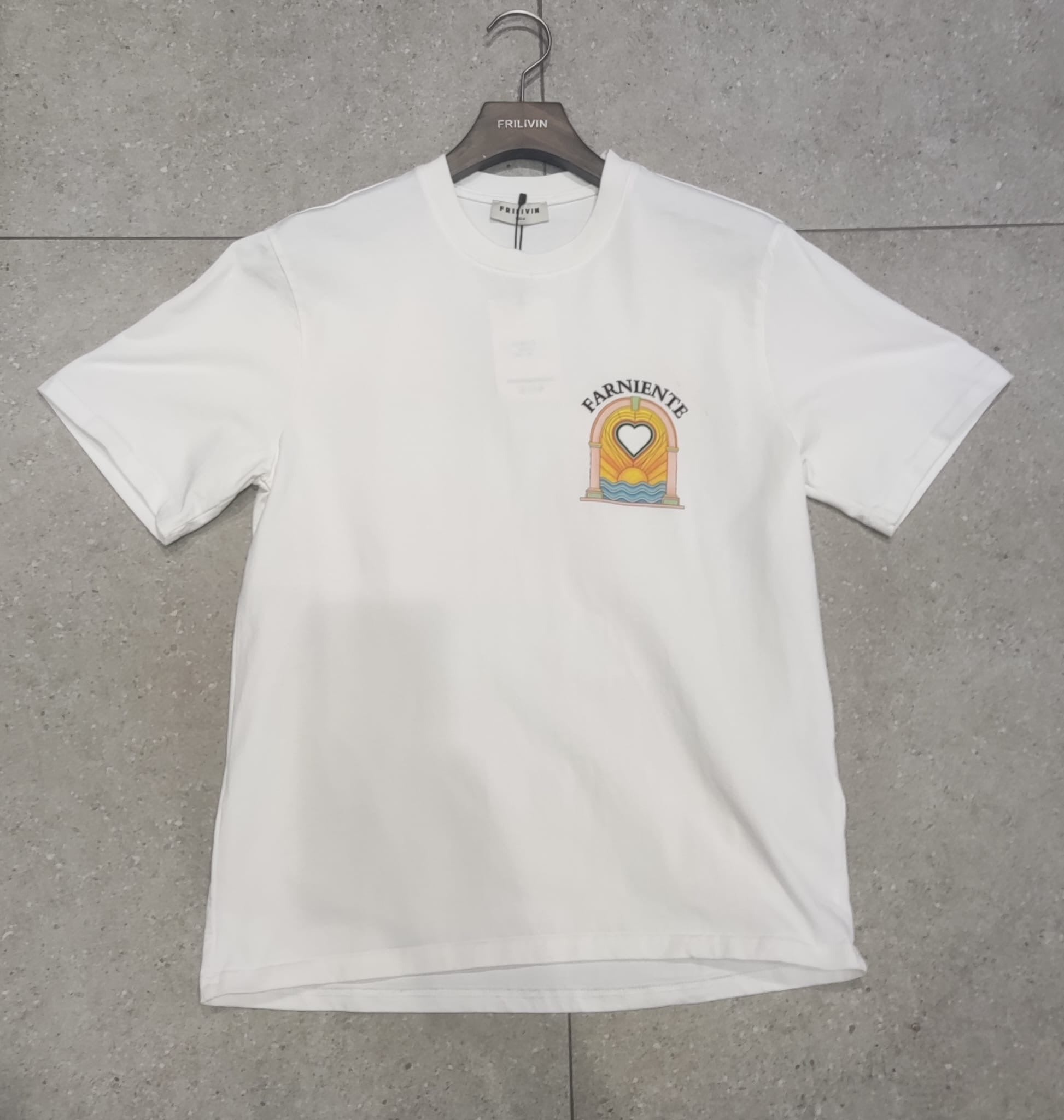 T-shirt Farniente Blanc – Style Urbain et Minimaliste