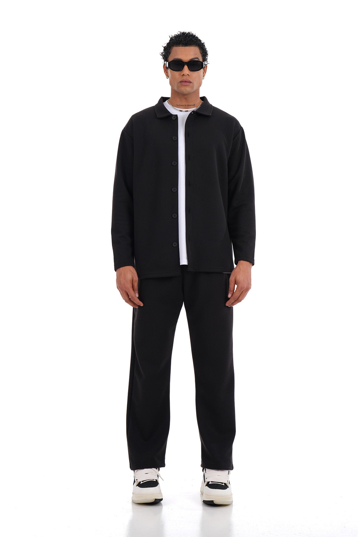 Ensemble Chill Noir : Full black & Street