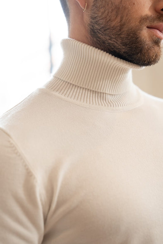 Pull col roulé Beige- Rapidité et Elegance