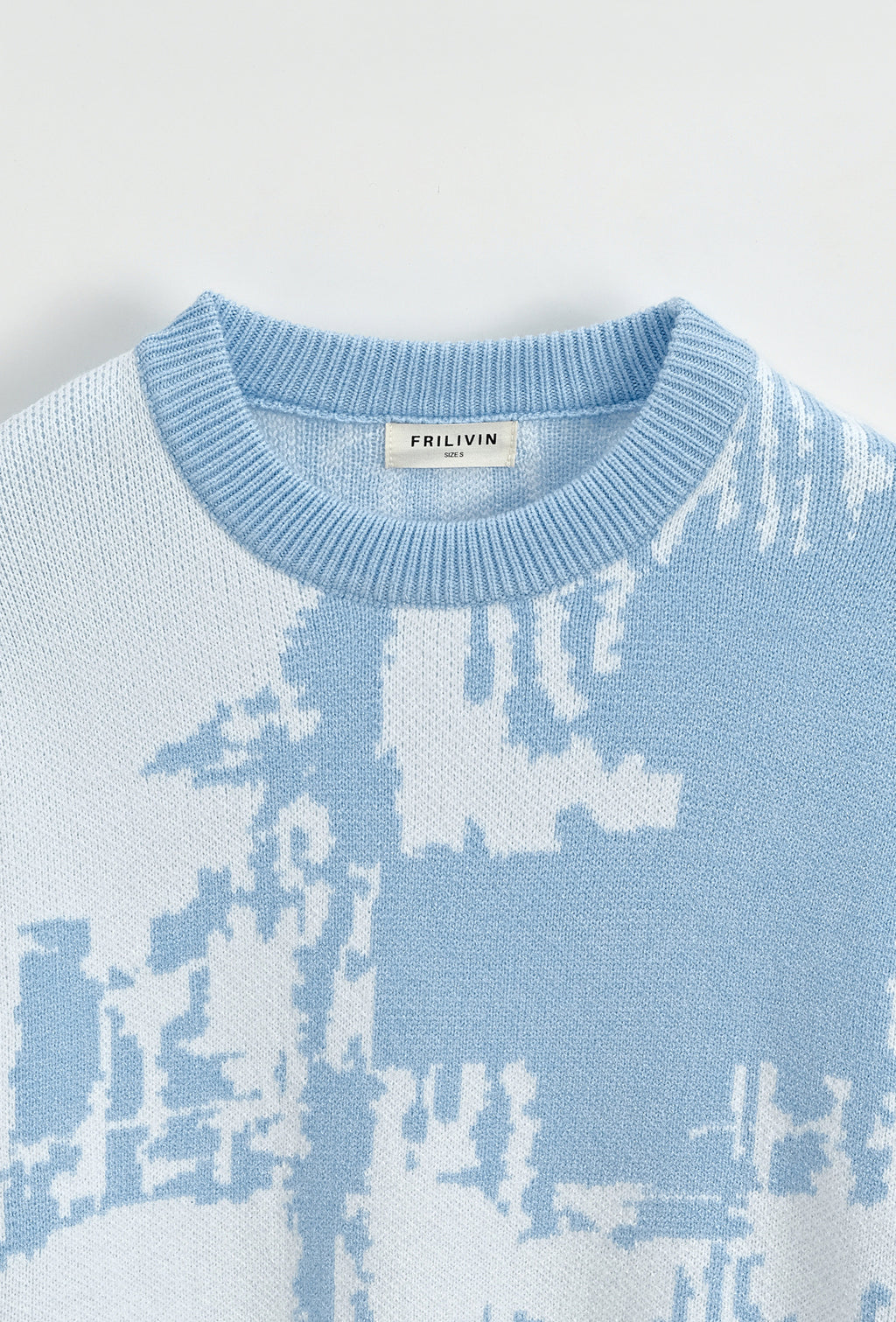 Pull Moscou Bleu : Strict & Street