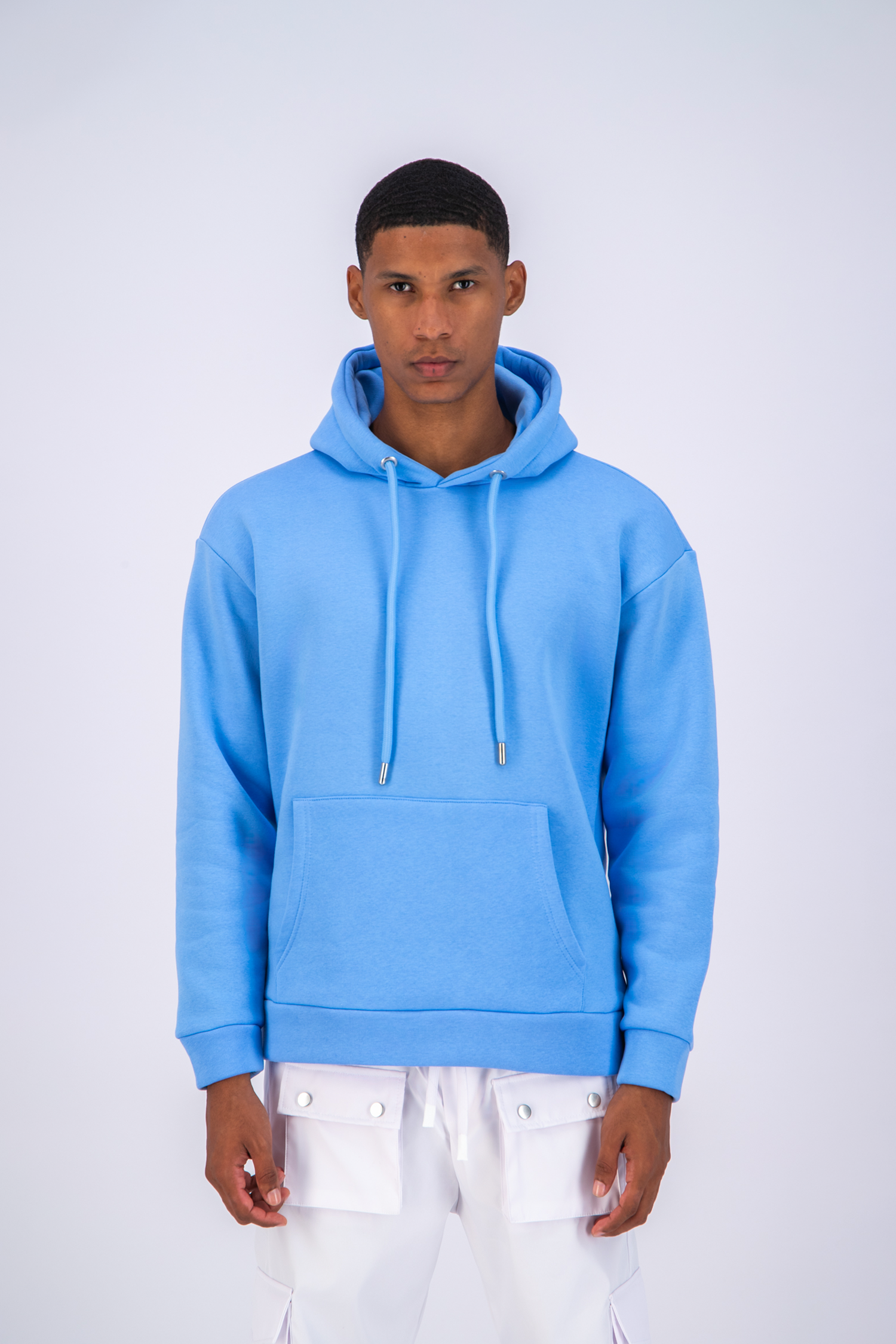 Sweat Uni Bleu Oversize – Simplicité Urbaine, Confort Premium