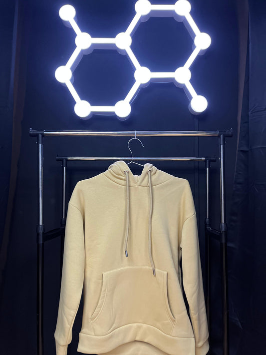 Sweat Uni Ocre Oversize – Simplicité Urbaine, Confort Premium