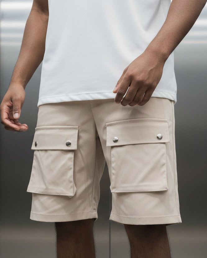 Short Tokyo Beige : Précision de la Rue & Codes de l’Ombre