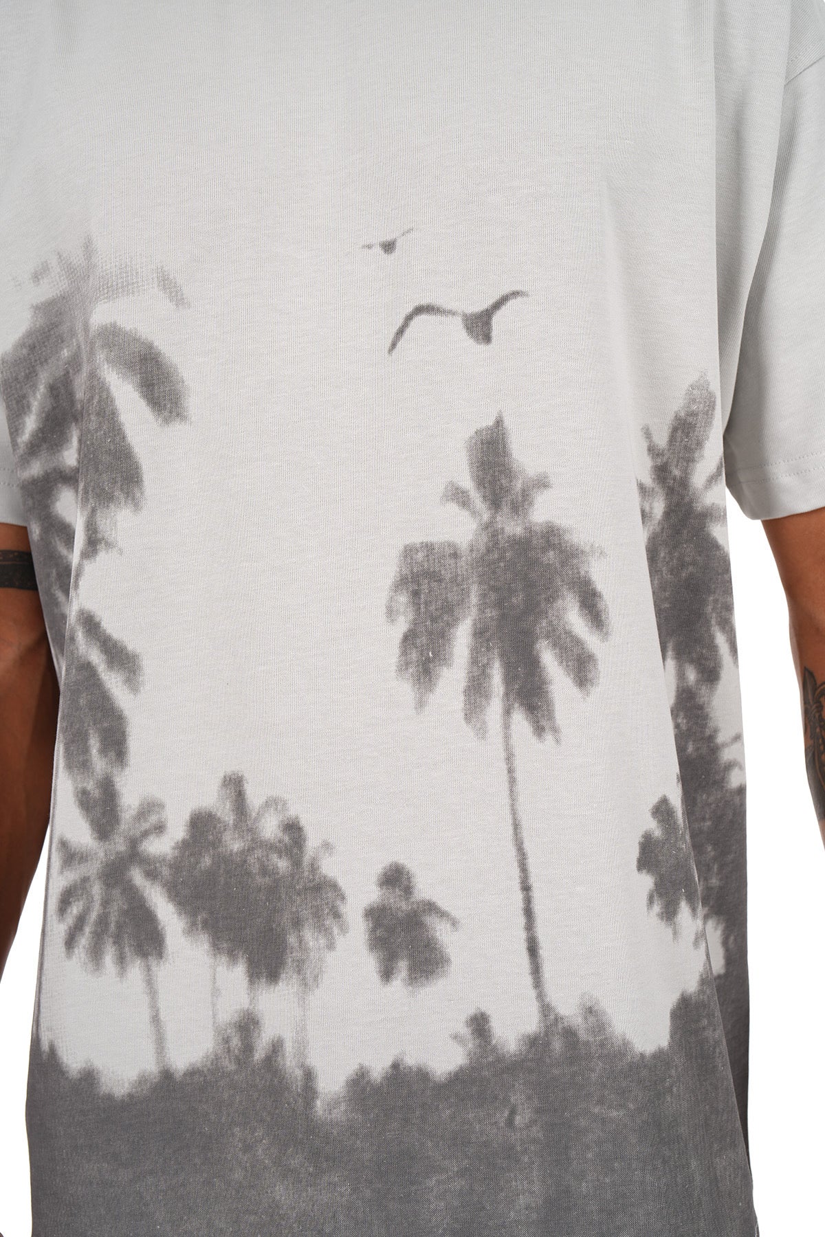 T-shirt Palmier Gris – Style Estival Urbain