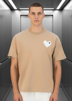 T-shirt LOVE Beige foncé : Coupe Oversize & Coeur Blanc