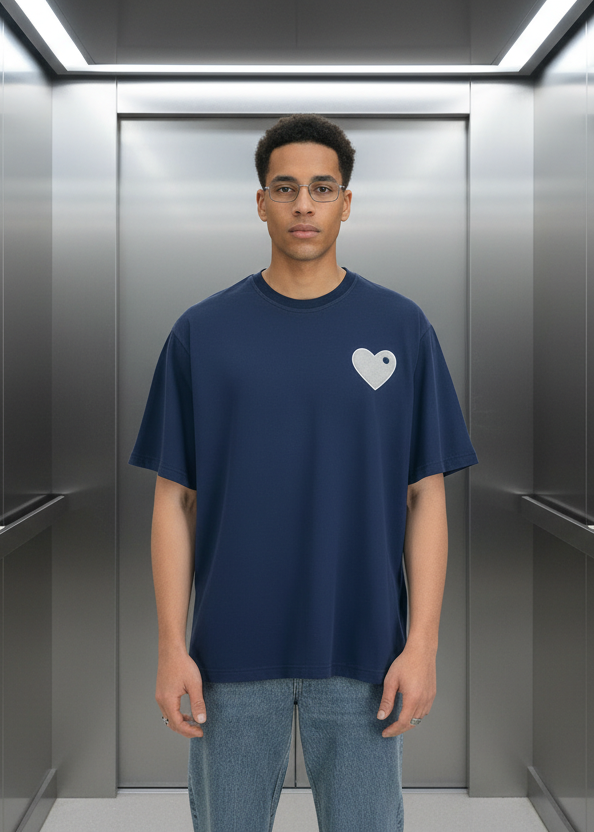 T-shirt LOVE Bleu : Coupe oversize & Coeur blanc