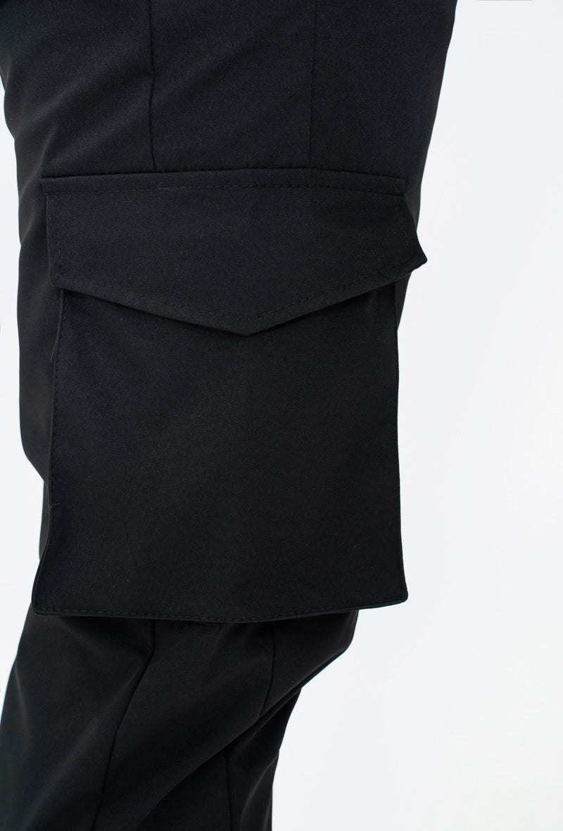 Cargo Tokyo Noir – Précision de la Rue & Codes de l’Ombre